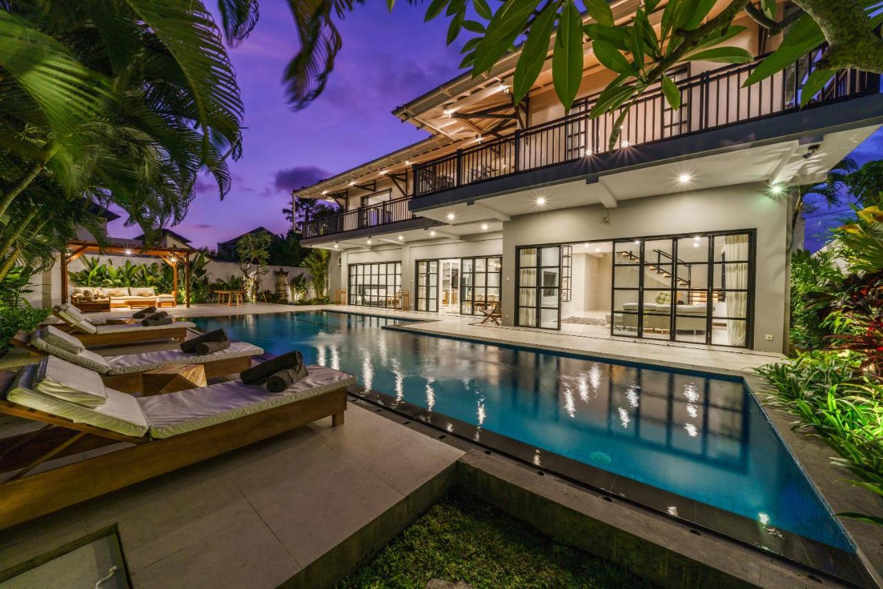 Villa Okenada - Modern 5-Bedroom Pool Villa In Berawa! Canggu  Exterior photo