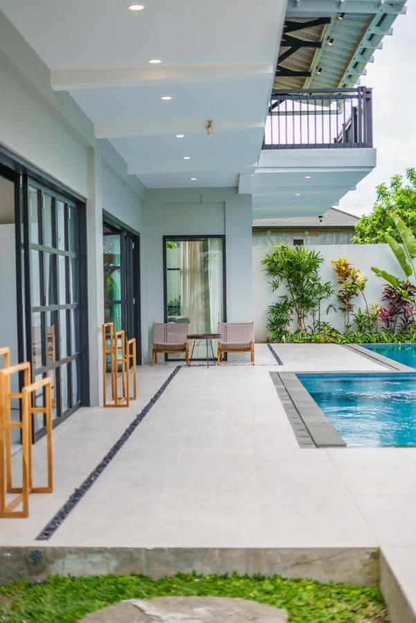 Villa Okenada - Modern 5-Bedroom Pool Villa In Berawa! Canggu  Exterior photo
