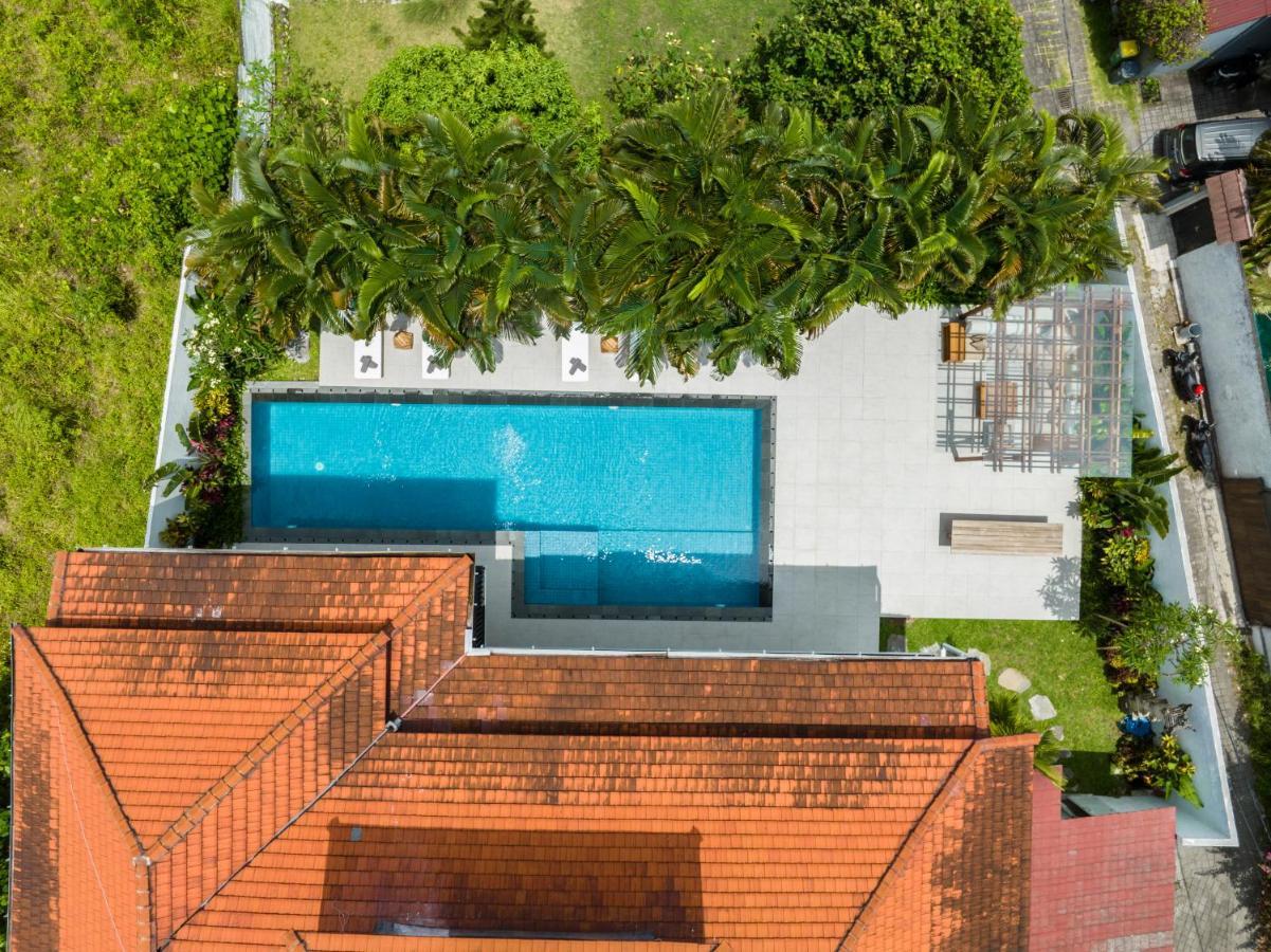 Villa Okenada - Modern 5-Bedroom Pool Villa In Berawa! Canggu  Exterior photo